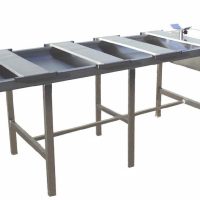 57584-TABLE AUTOPSIE AVEC BAC ET DOUCHETTE