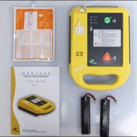 64112-DEFIBRILLATEUR AUTOMATIQUE AED